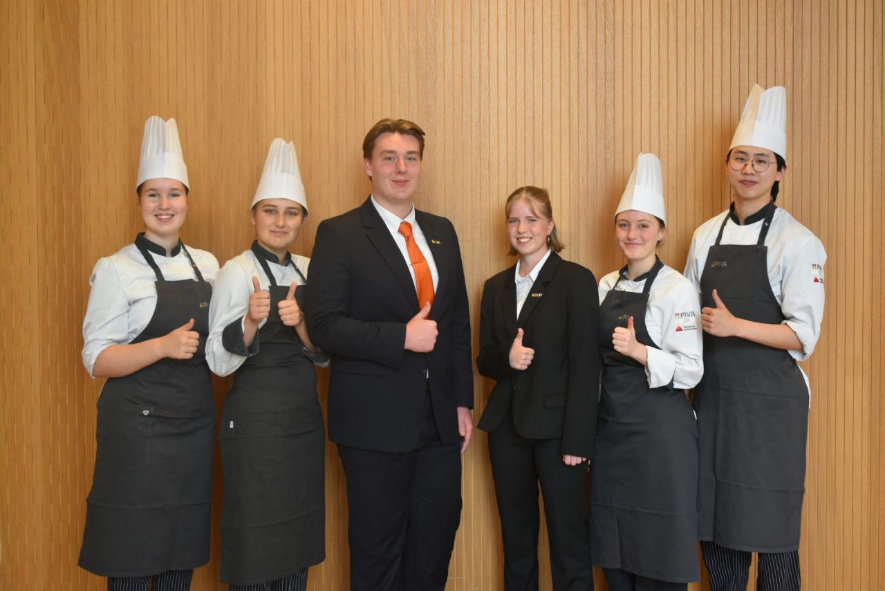 Zes PIVA-leerlingen trekken naar Zweden voor internationale AEHT-wedstrijd