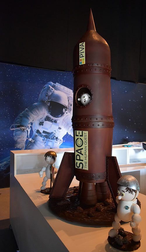 Chocolade raket voor Space - The Human Quest