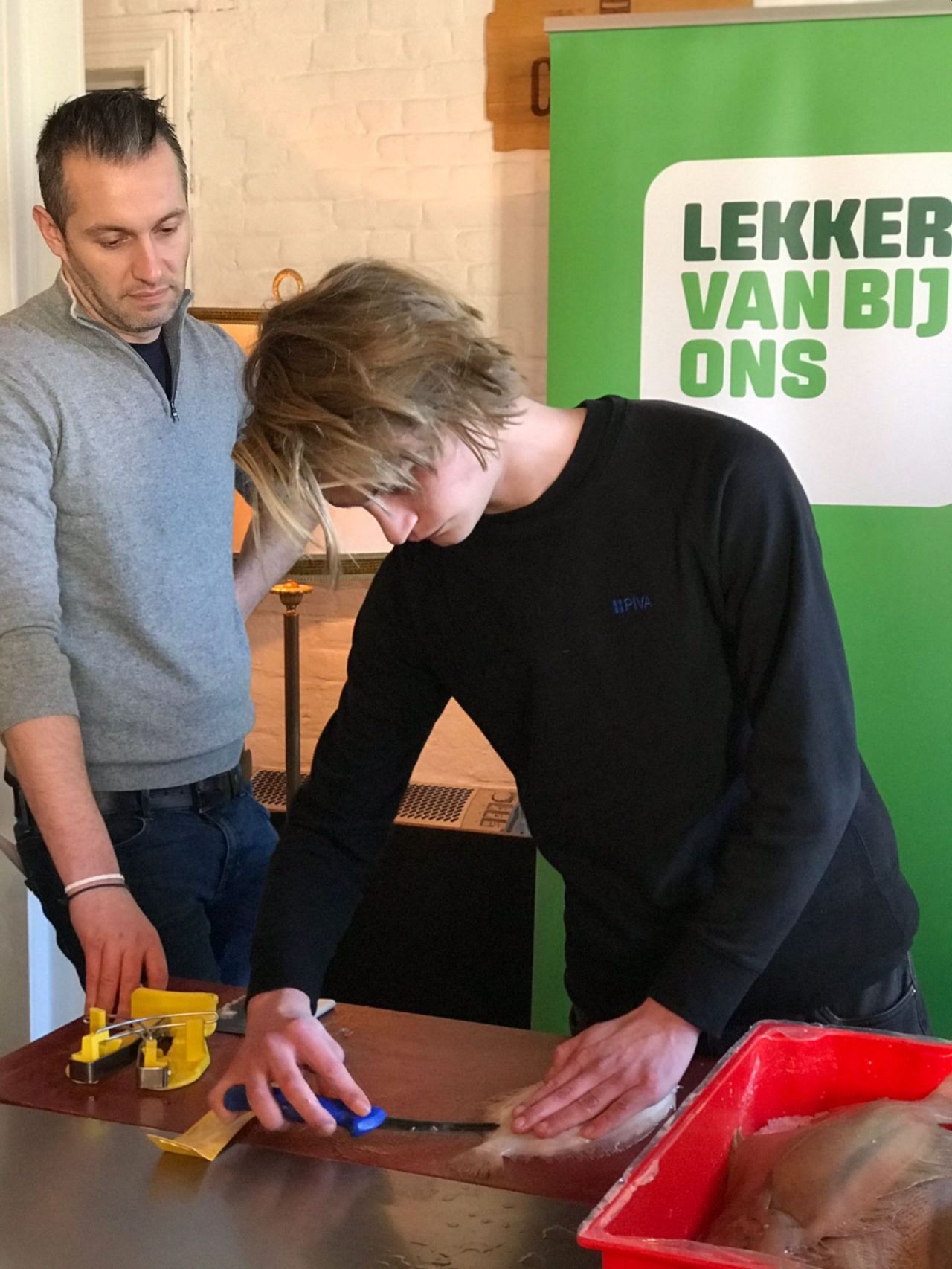 Ajan Pockelé van PIVA tijdens het fileren van Tongschar